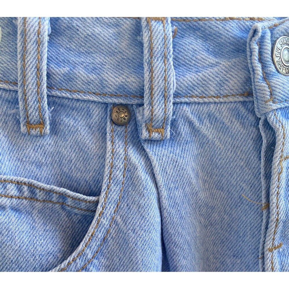 Native Blue Levi’s Jeans Women Size 3 Blue Mom Light Wash Denim Shorts 80s VTG - Picture 11 of 16